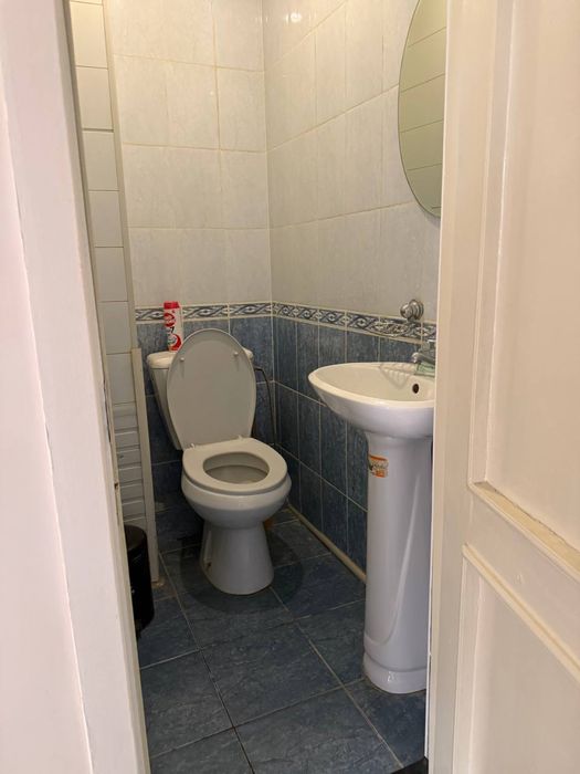 Госпитальный рынок 4 х комнатная 1000