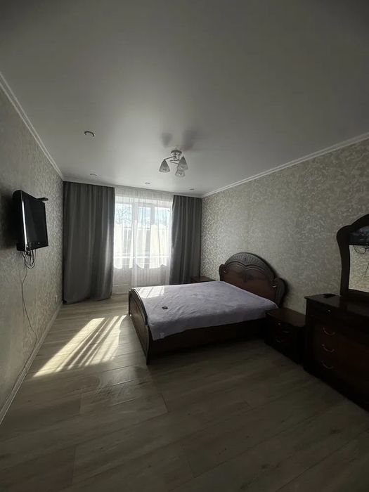 1 комнатная посуточно, центр, Сити центр, универмаг,