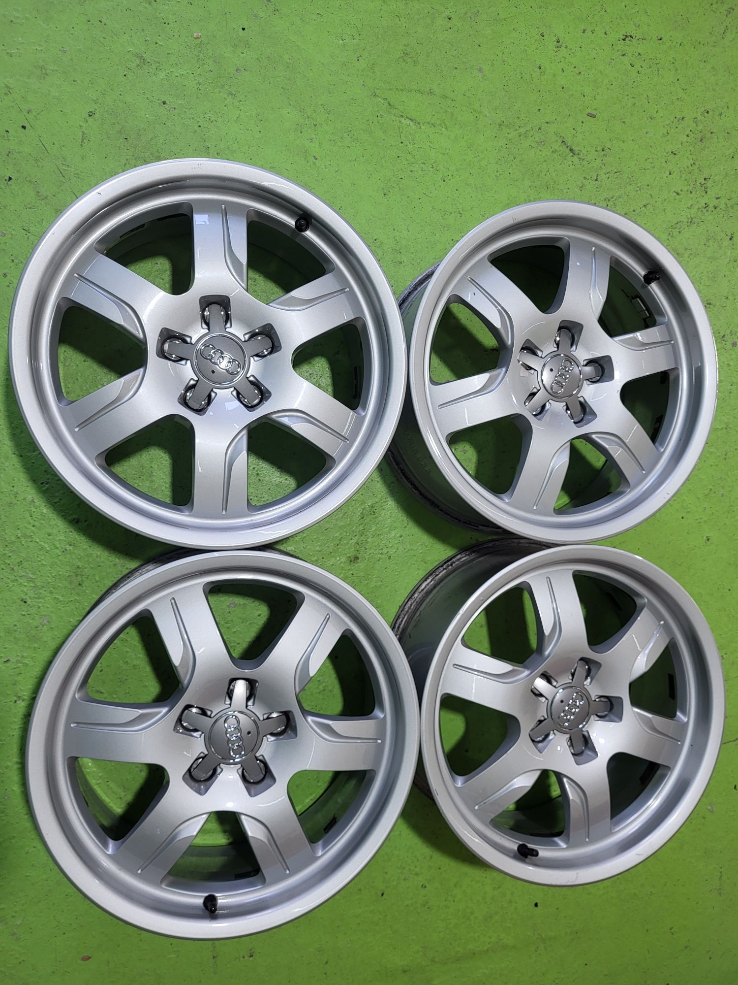 17 5x112 Audi A4 A5 A6 лети джанти 5х112 ауди
