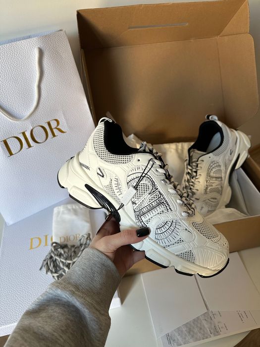 Adidași Christian Dior Chrono 39