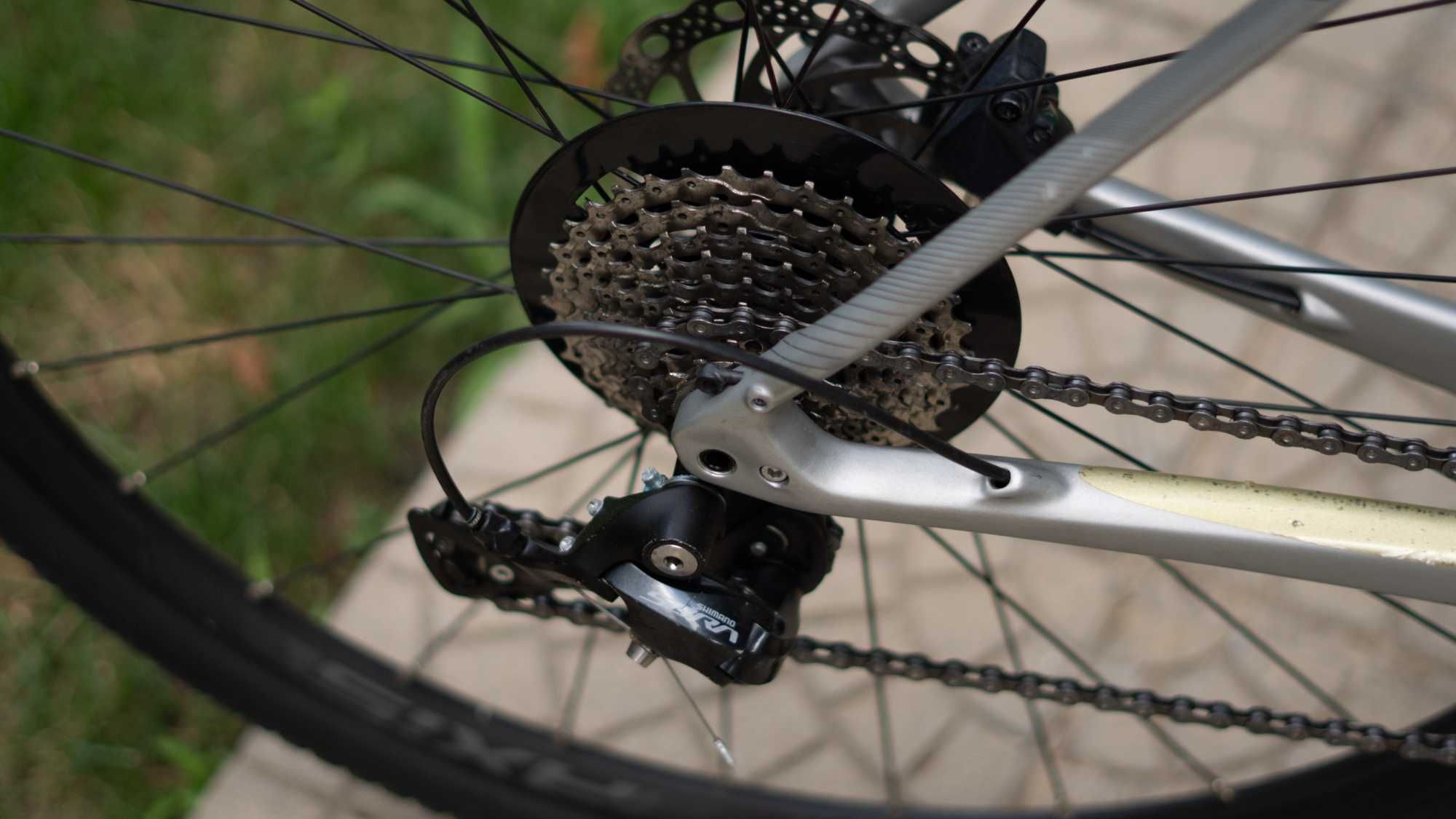 Specialized Sirrus Carbon – леко градско/гравел колело