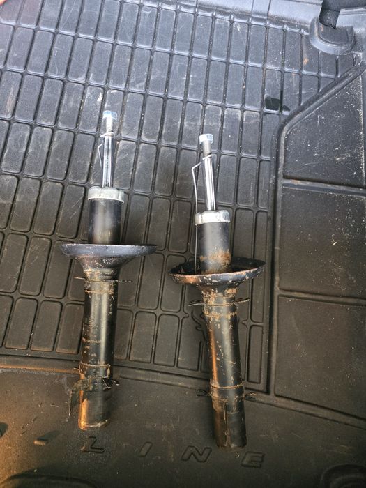 Амортисьори golf 4 / bora