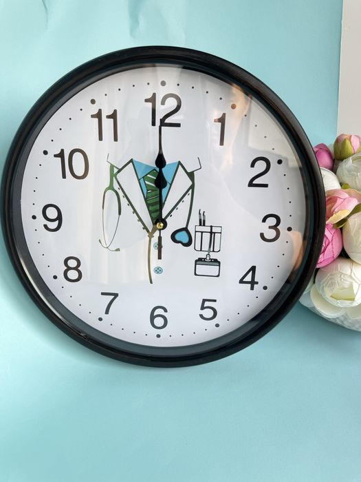 Настенные часы для докторов