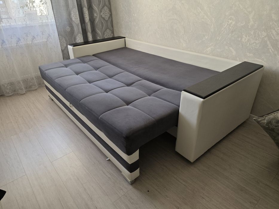 Продаётся диван, в хорошем состоянии...