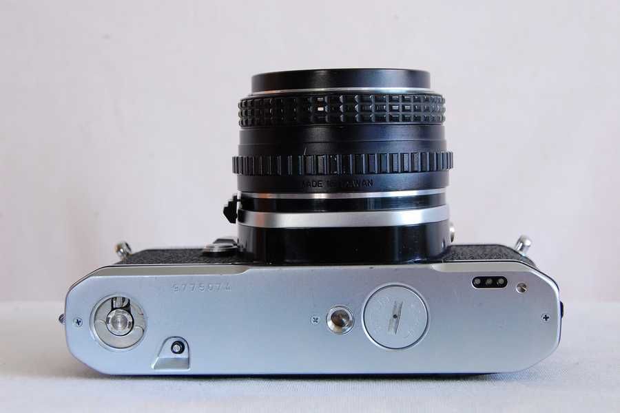 Pentax me cu obiectiv smc pentax m 2 50, aparat foto film clasic