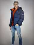 Vand geaca groasa Tommy Jeans,noua.