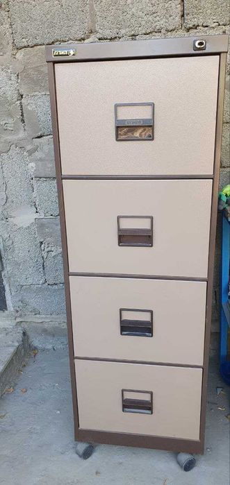 Металлический шкаф с выдвижными ящиками , Metaldan shkaf