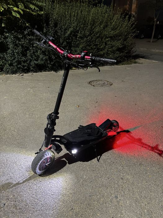 Электросамокат KUGOO