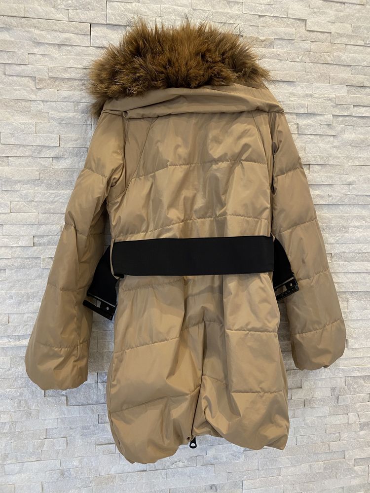 Geaca MonCler cu curea elastica