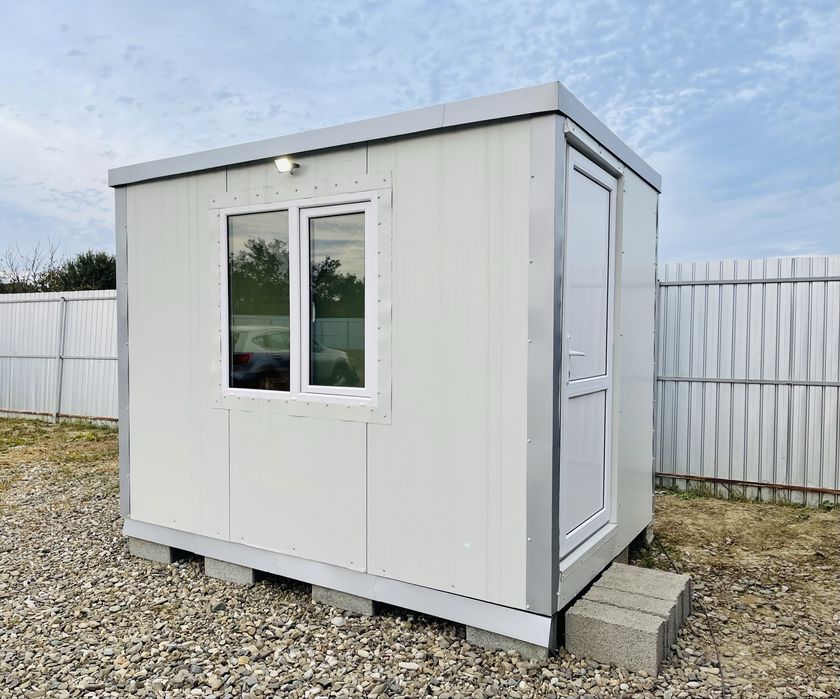 Vand hala 200 mp din tabla 0,5 plus teren 6600 mp com. Brusturi