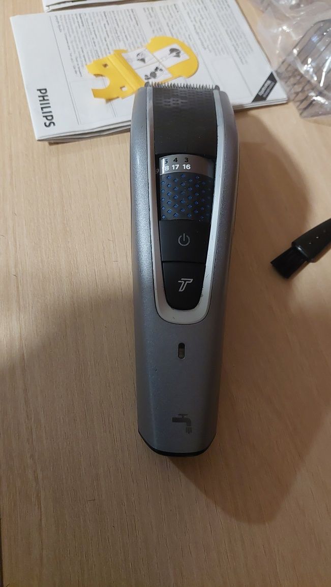Philips series 5000 машинка за подстригване