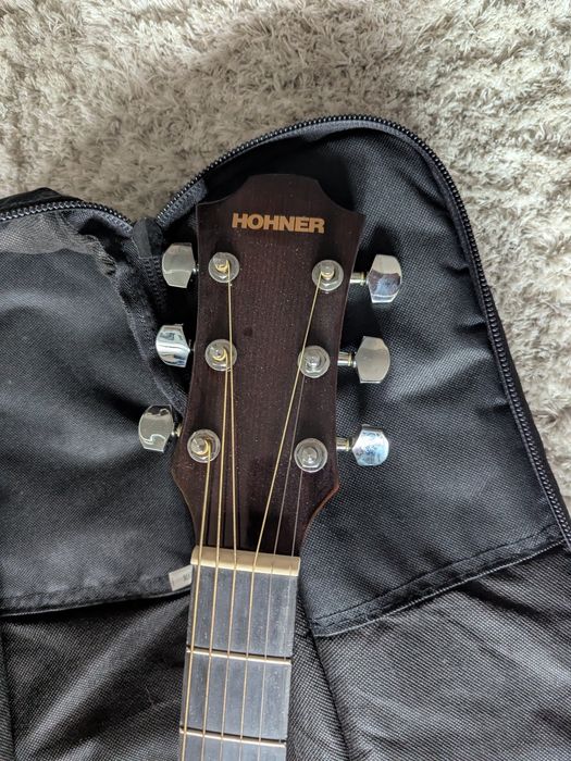 Акустична китара Hohner + калъф