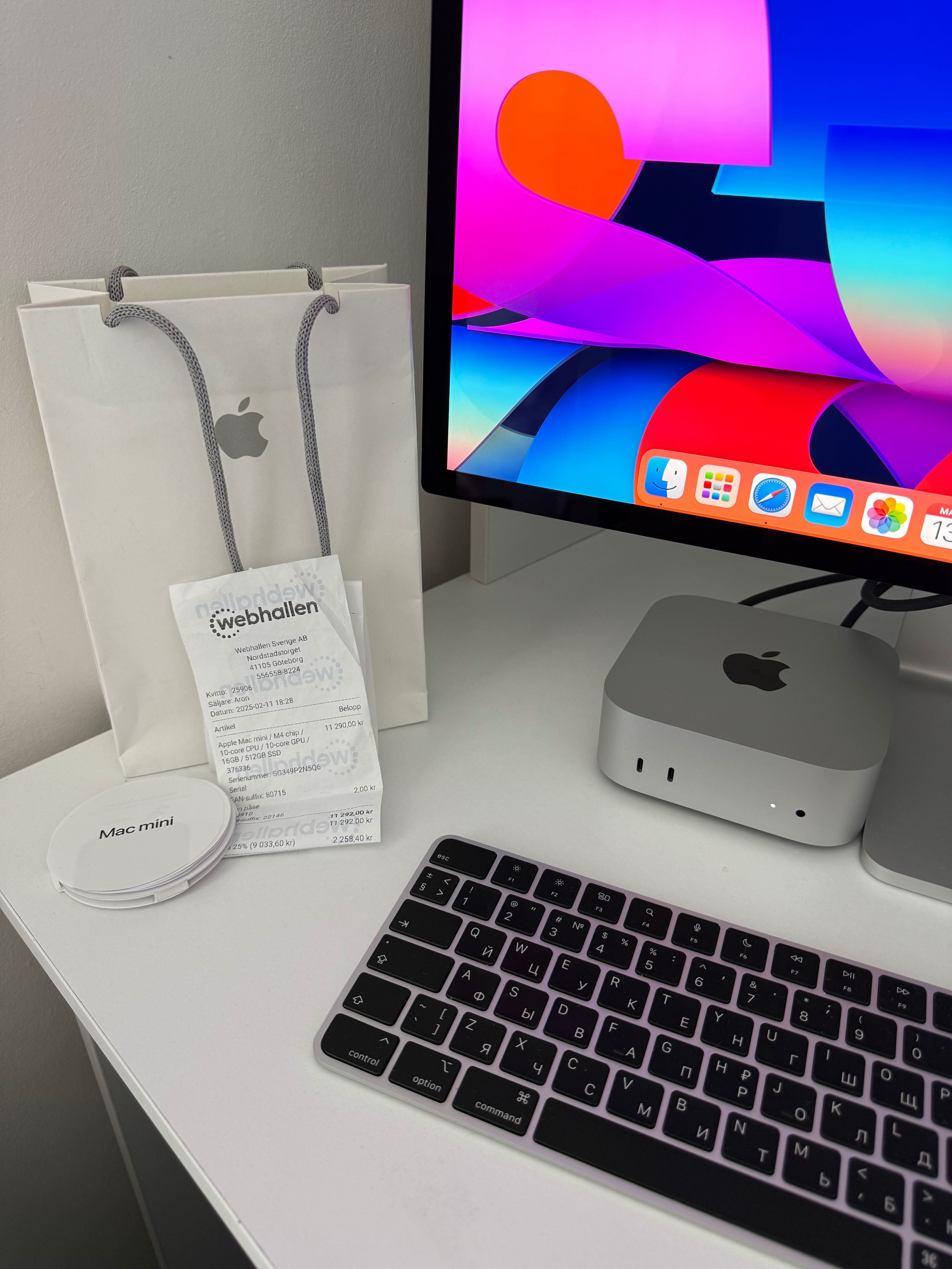 полный комплект стационарного компьютера apple Mac mini Display
