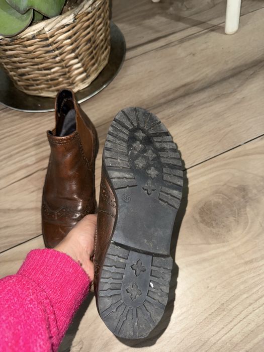 botine piele marimea 36