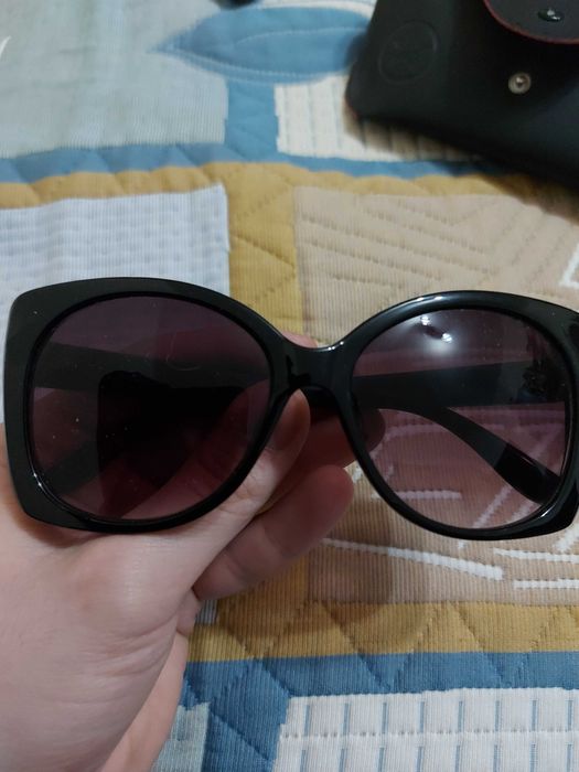 Продавам 11 слънчеви очила