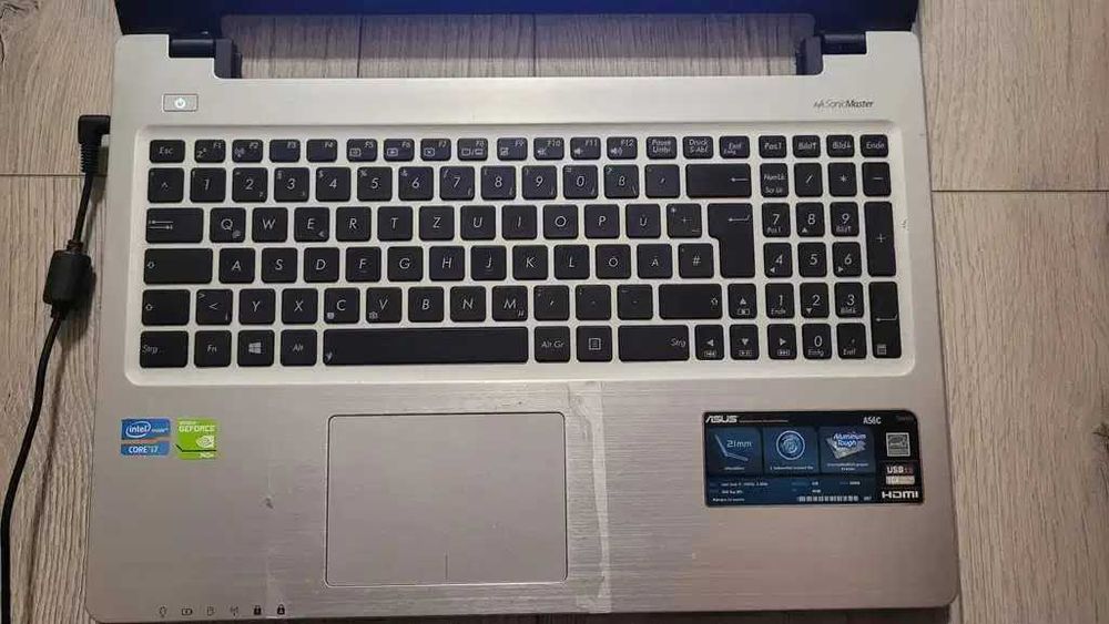 Topcase + touchpad + Tastatura laptop Asus A56