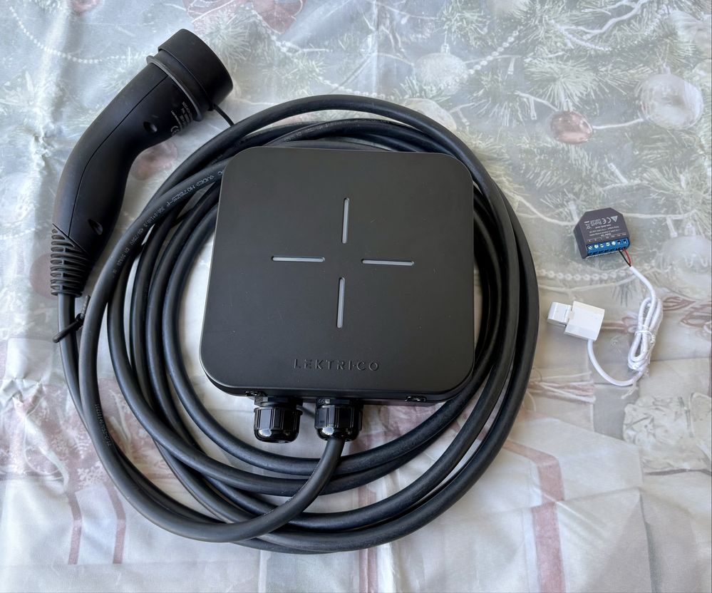 Statie incarcare monofazata Lektri.co 1P7K + EM, 7.4kw cablu type2