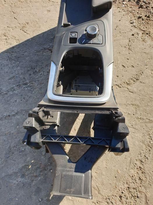 Consola centrala cu frana mana electronica Opel Insignia A