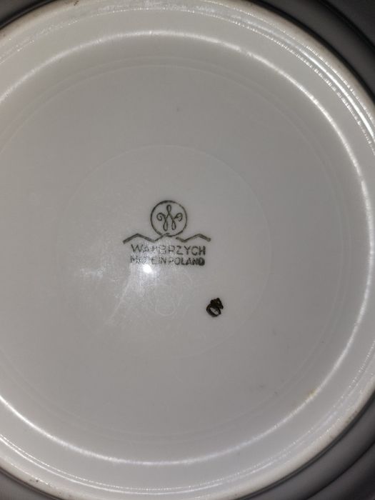 Продаются 3 тарелки WALBRZYCH середина прошлого века