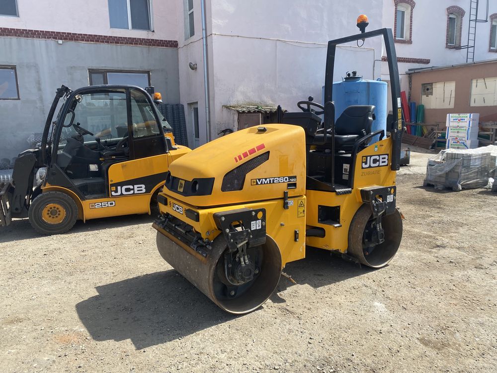 Compactor JCB VMT260