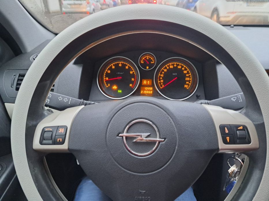 Opel astra automat 2008
