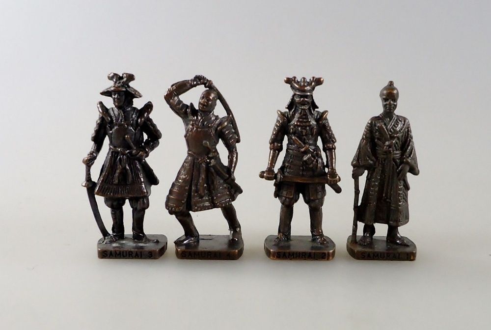 Колекция от метални фигурки на войници от шок. яйце Киндер Сюрприз KI