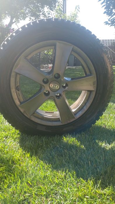 Set 4 jante + anvelope iarnă cu ținte, R17 225/60