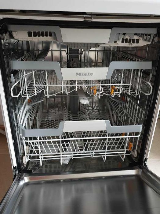 Съдомиялна Miele - Auto Open - 14 Комплекта - Свободностояща - 60см