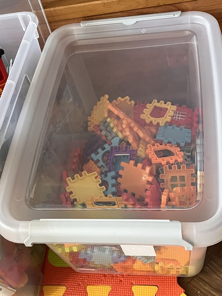 Set 210 piese constructii