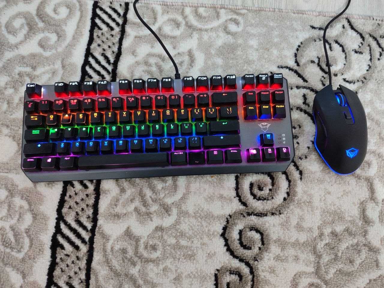 Full COMBO GAMING kompyuter-Monitor klaviatura mishka kabelgacha bor!
