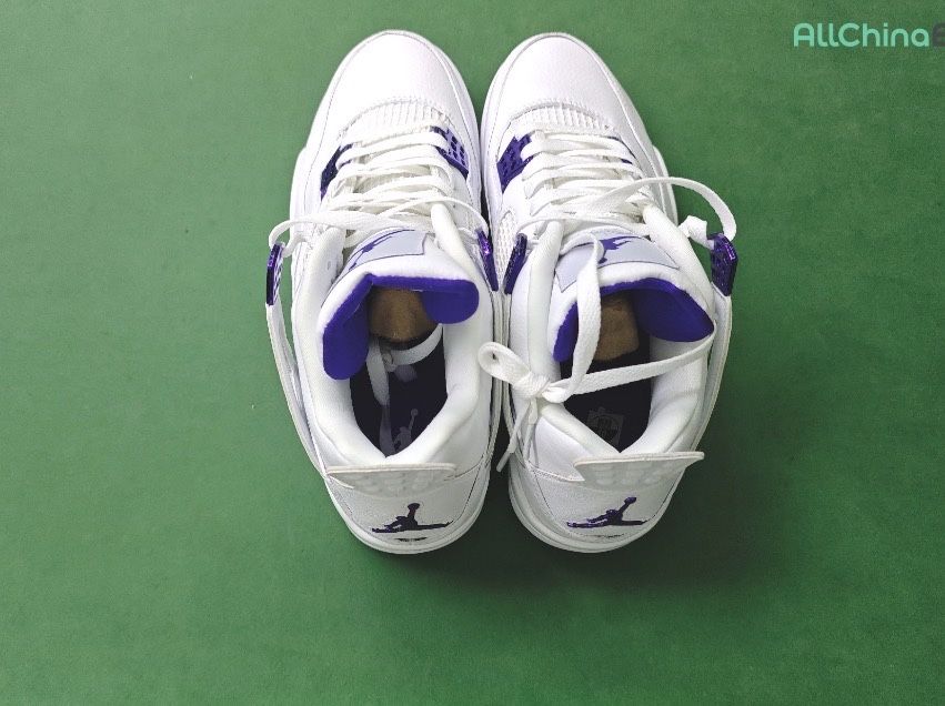 Jordan 4 metalic purple