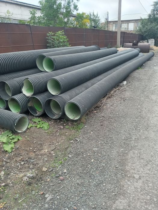 Продам трубы канализационные "Корсис".Диаметры 350 и 270