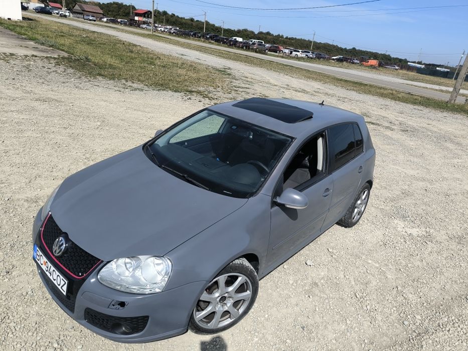 Vând Golf 5 2.0tdi 4x4