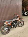 Vând Cross motor 250