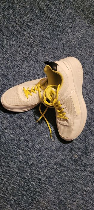 Adidași băieți diferite mărimi