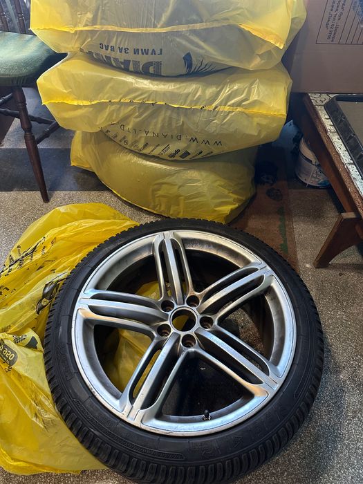 Гуми Kleber 255/35/R19 почти нови (3000км) ДОТ23