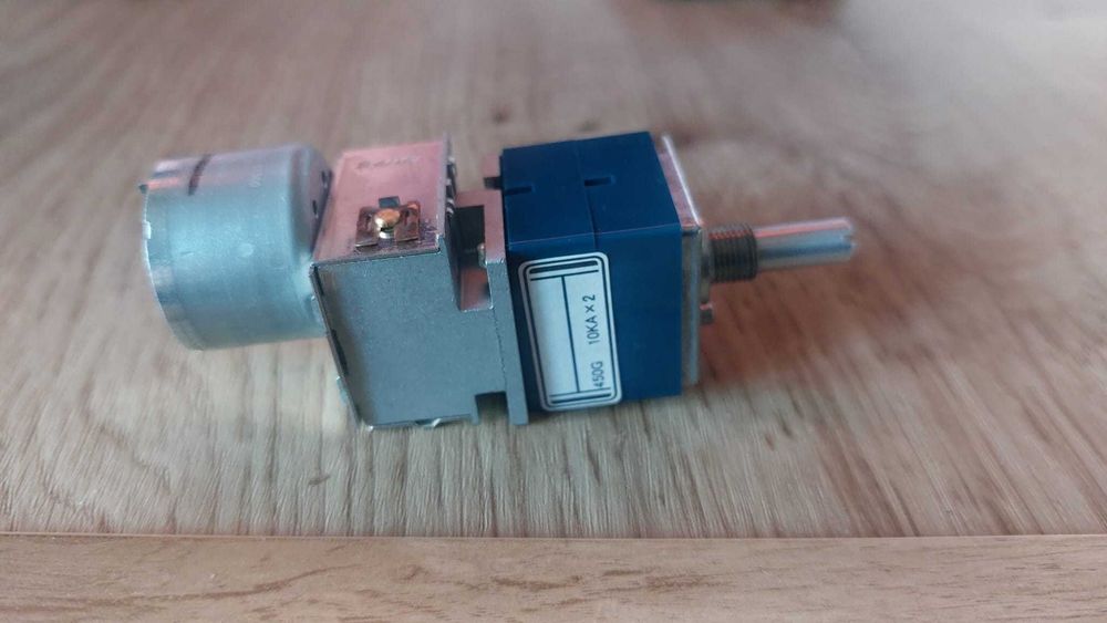 ALPS  Potențiometru cu motor stereo 0.05 W 10 kΩ ALPS