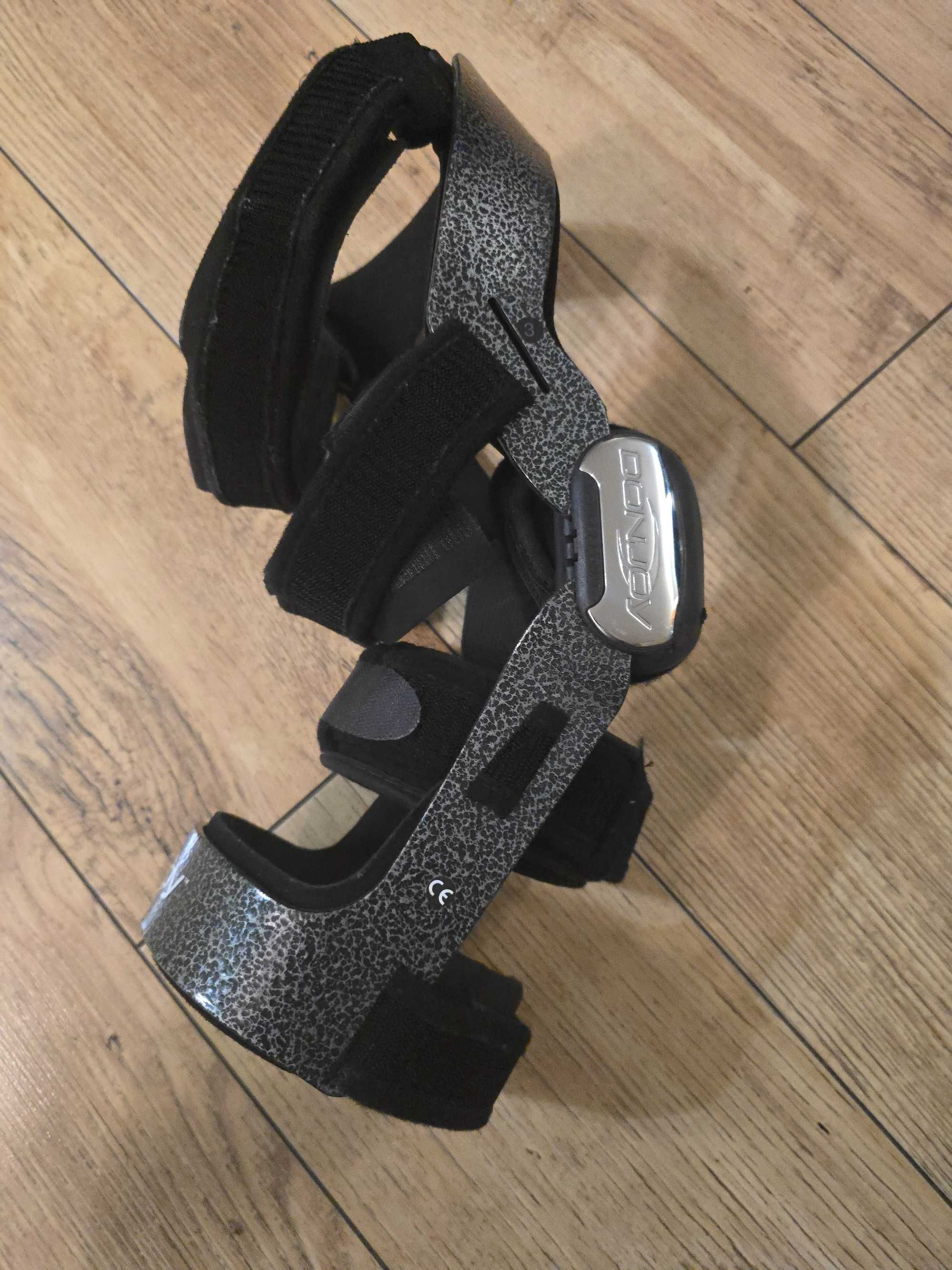 Donjoy Armor професионална ортеза за коляно за активен спорт, лява,  M