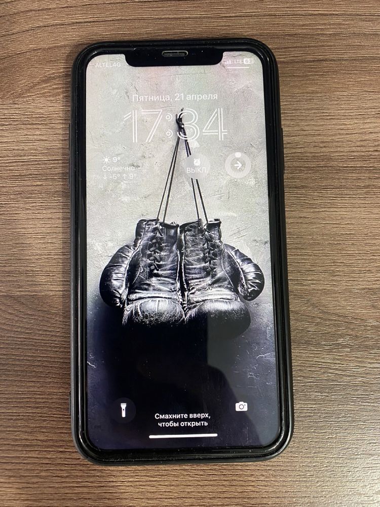 iPhone 11 64 GB в идеальном состоянии