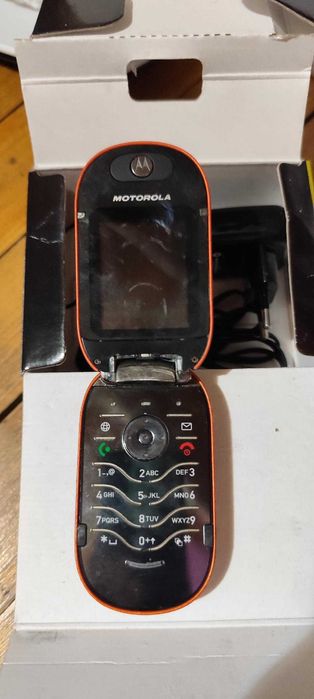 GSM-и за части - с оригинални зарядни