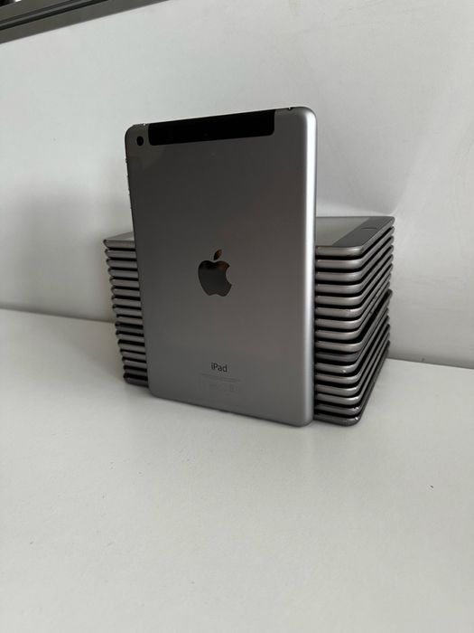Apple iPad Mini 3 Cellular data 16gb