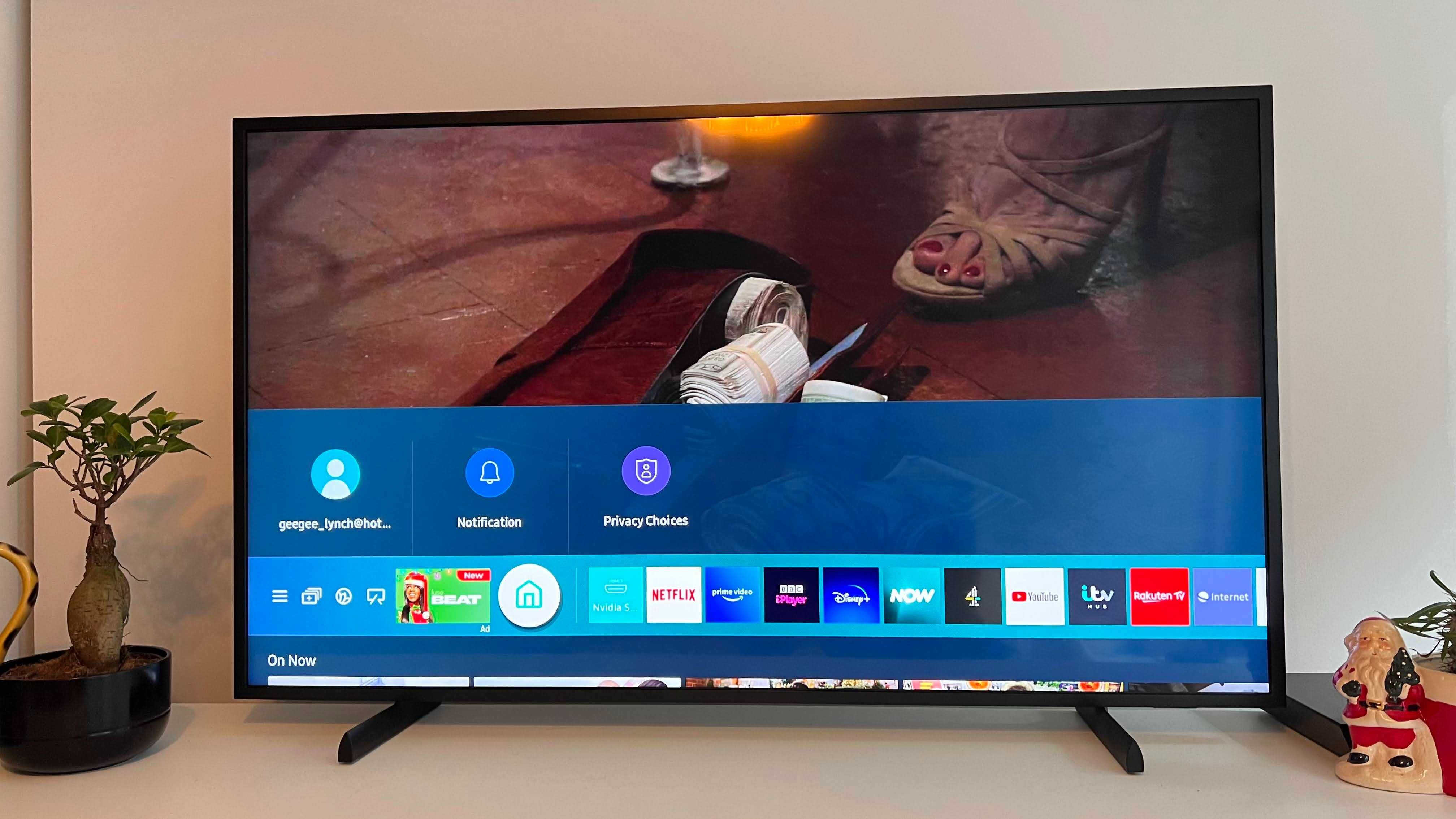 55 Инча QLED Samsung The frame