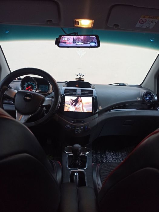 Автомобиль Спарк