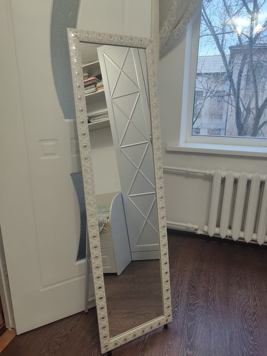 Срочно продаю зеркало — переезжаем в другой город.