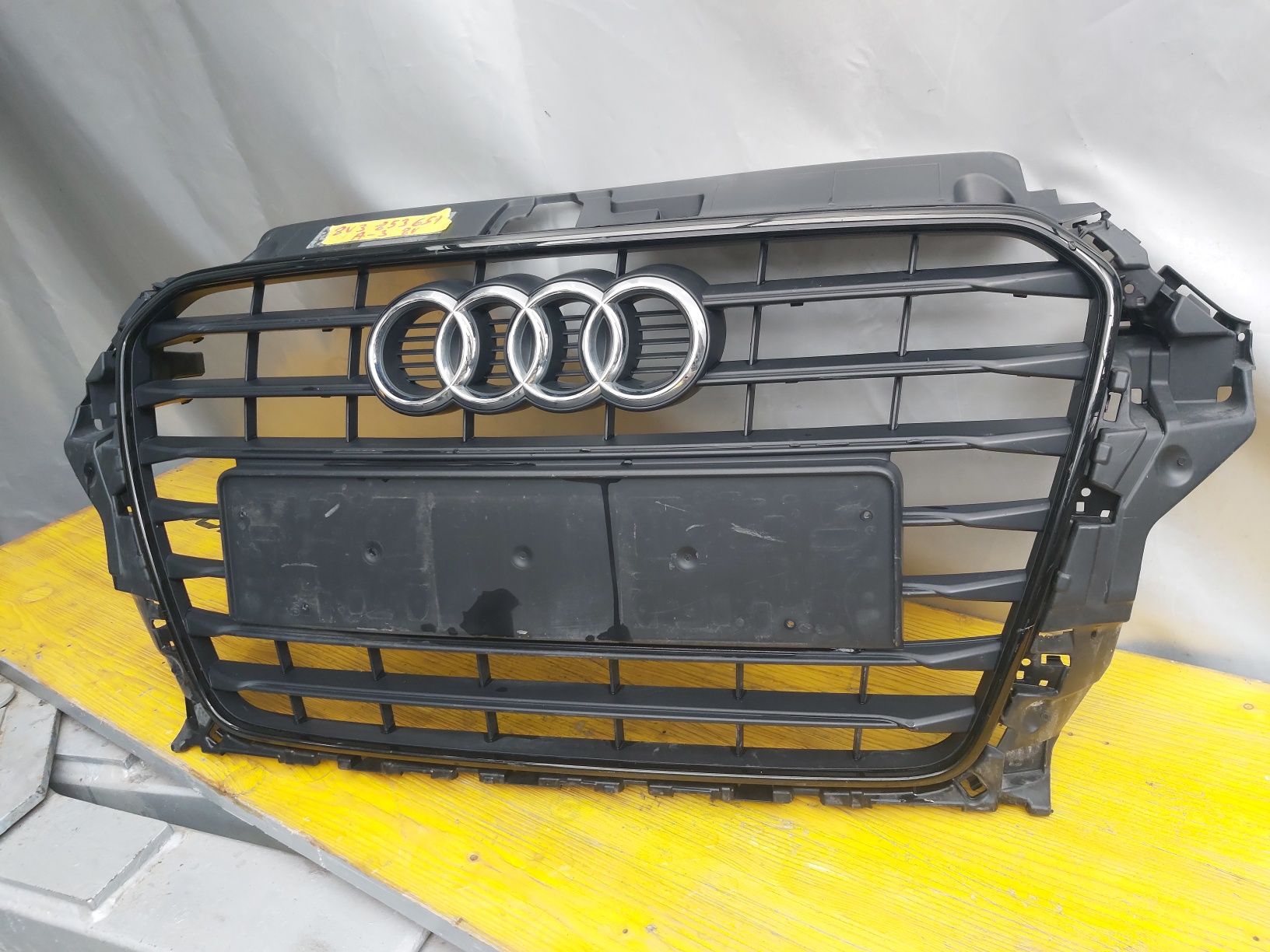 Грил решетка ауди а3 Audi A3 S-line