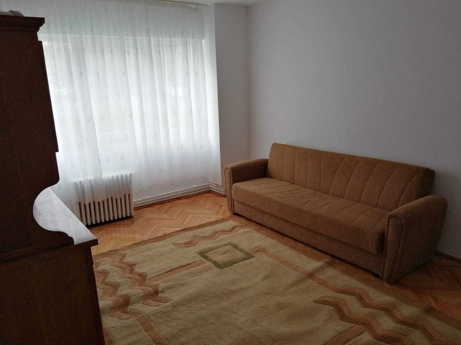 Apartament de închiriat Micro 16