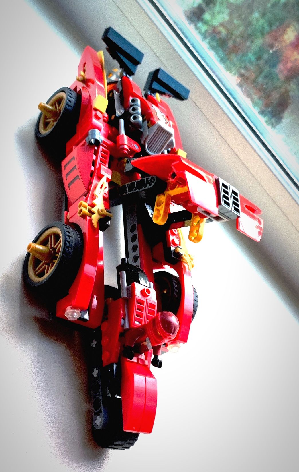 Продам Лего ниндзяго спортивная машина Кая
