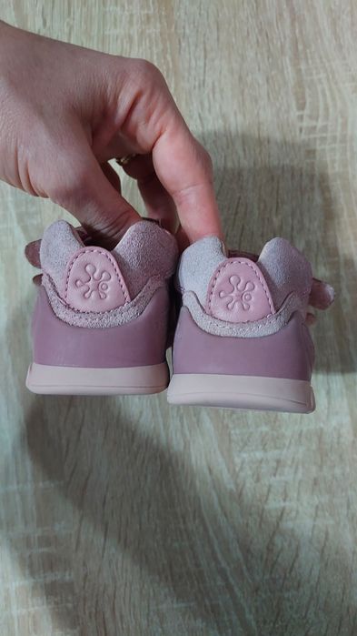 Ghete / pantofiori Biomecanics mărime 19