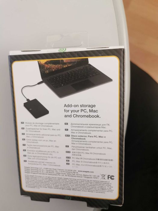Външен хард диск Seagate 2 TB