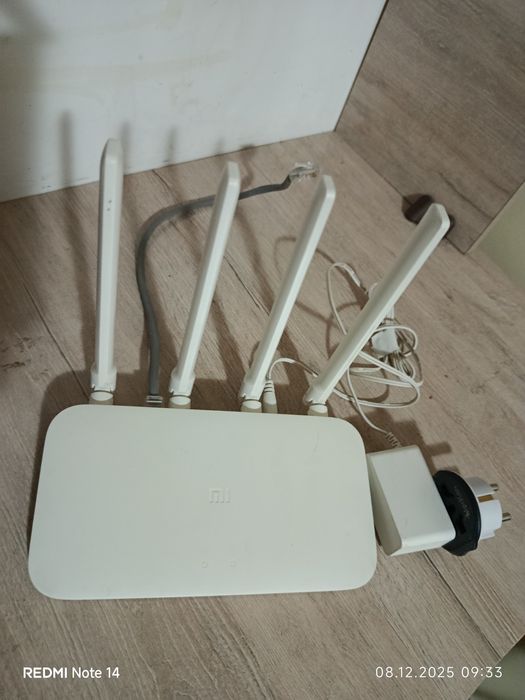 Вай-фай роутер сотилади